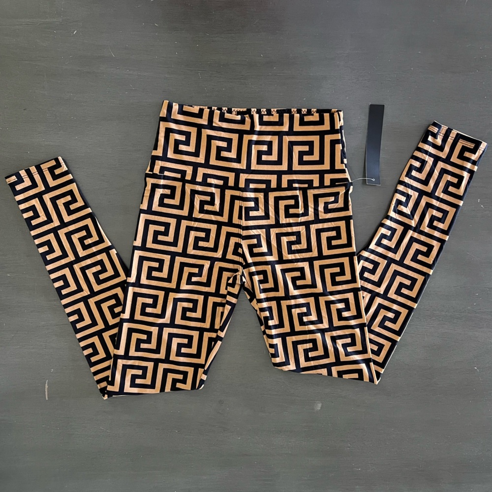 Geometric Patterned Leggings - Picture 3 of 3